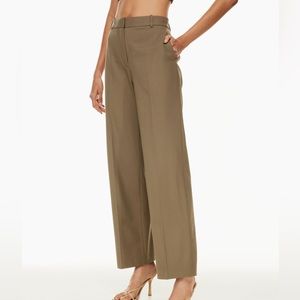 Aritzia Babaton Agency Trouser in Tan - Size 8